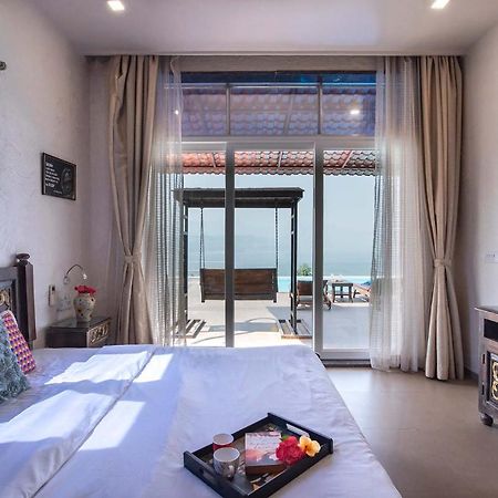 Stayvista'S Princess - A Villa With Infinity Pool & Breathtaking Views Lonavala Exterior photo