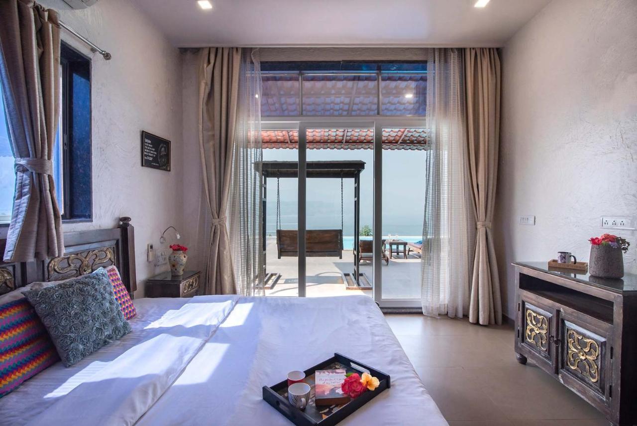 Stayvista'S Princess - A Villa With Infinity Pool & Breathtaking Views Lonavala Exterior photo