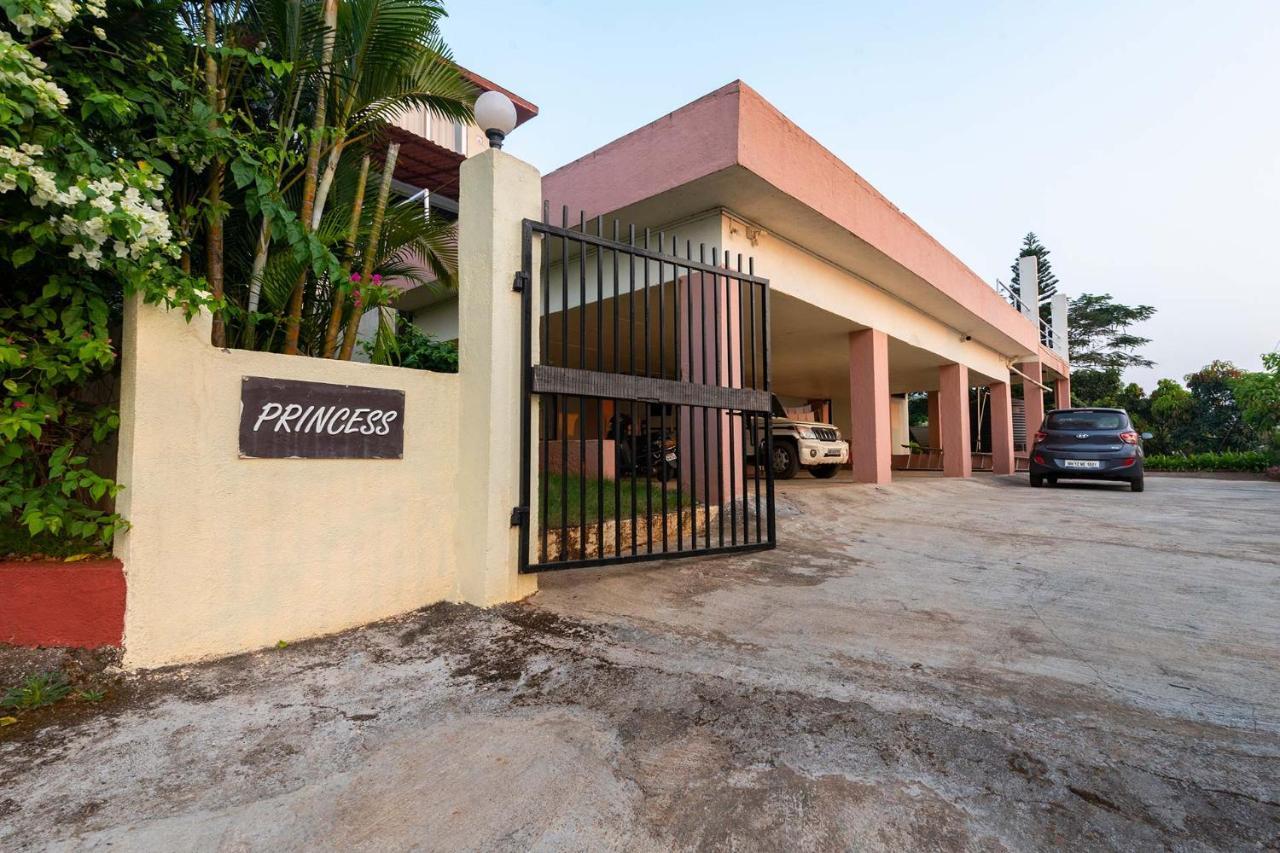 Stayvista'S Princess - A Villa With Infinity Pool & Breathtaking Views Lonavala Exterior photo