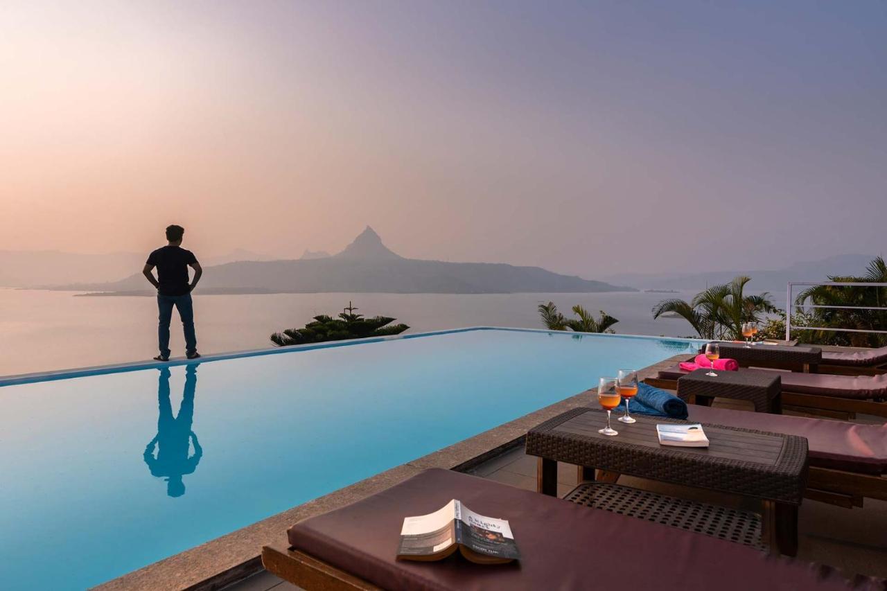 Stayvista'S Princess - A Villa With Infinity Pool & Breathtaking Views Lonavala Exterior photo